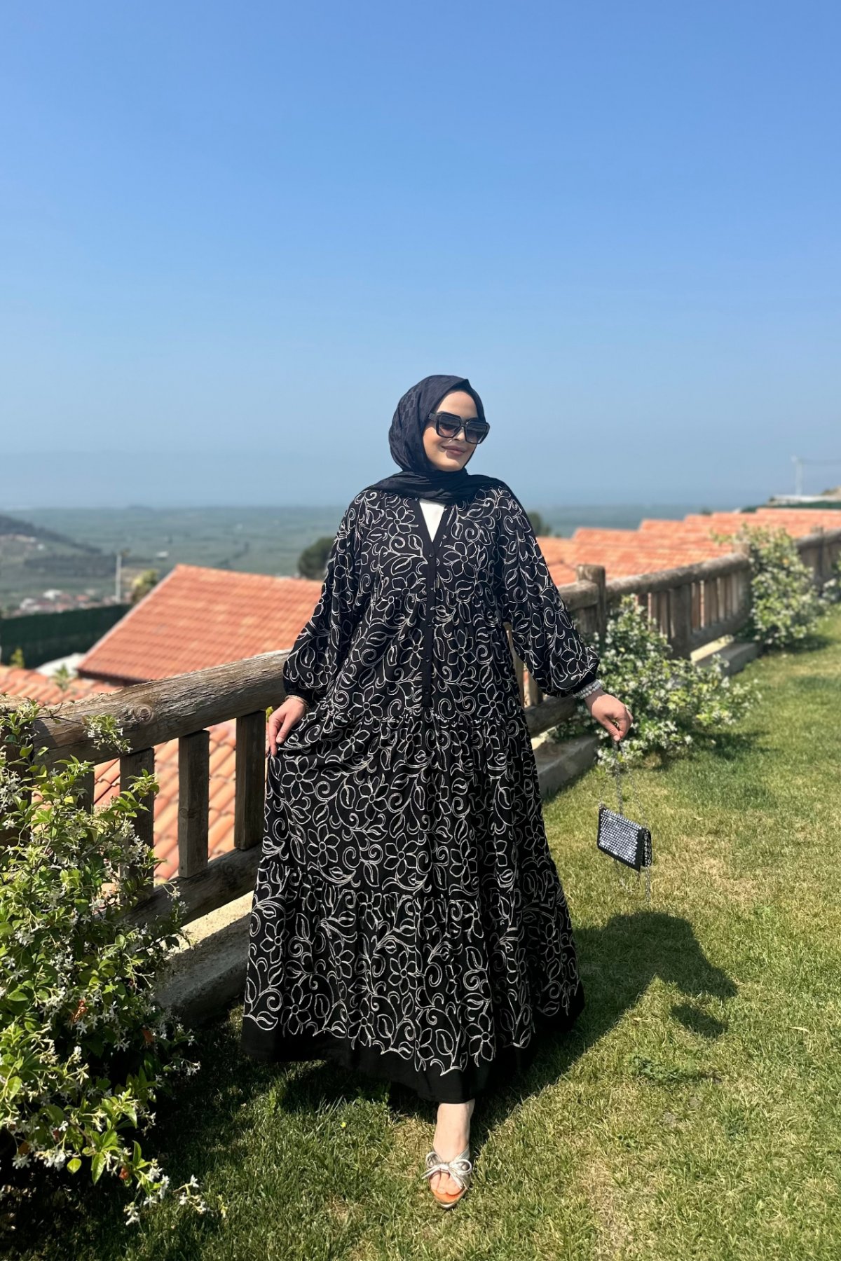 Keten Masal Nakış Elbise Siyah