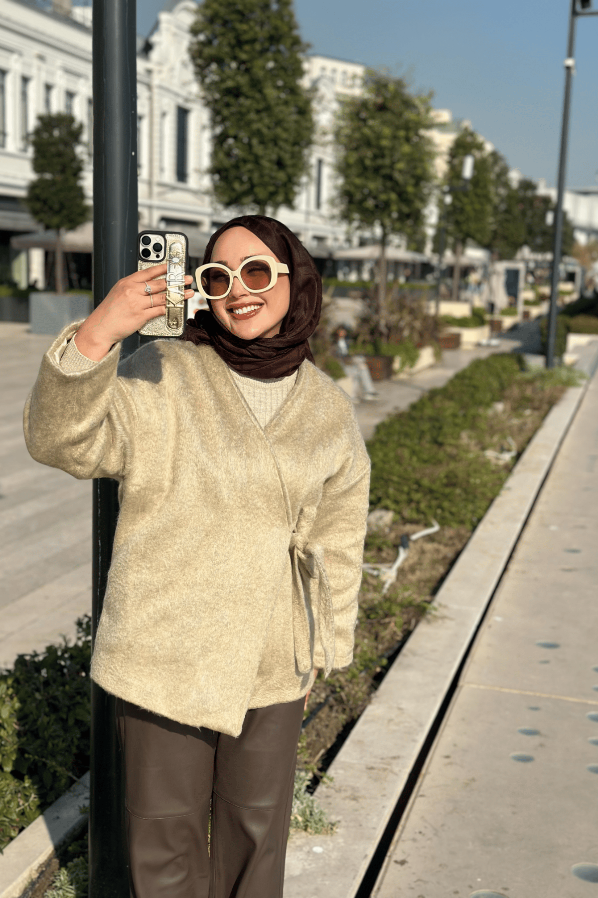 Sakallı Yün Yandan Bağlamalı Ceket Bej