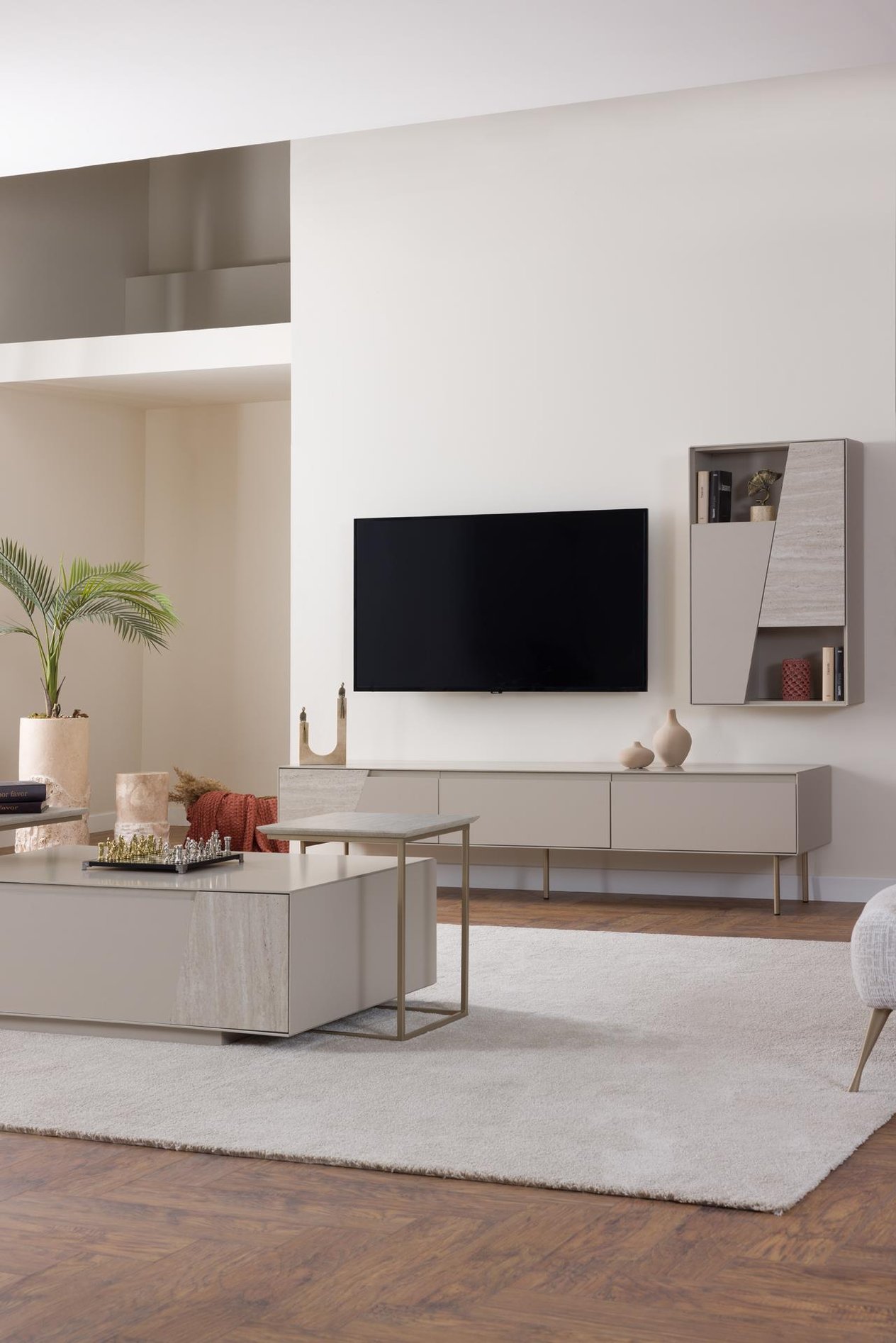 RAMS TV ÜNİTESİ