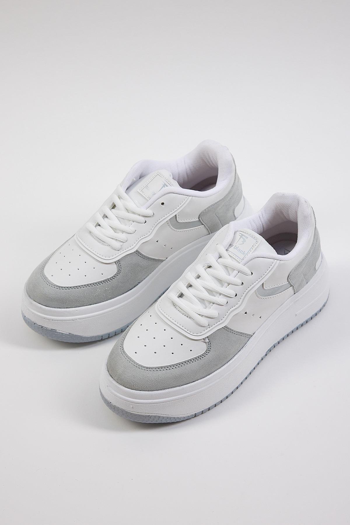 Kadın Beyaz Gri Sneaker Rahat Kalıp Kadın Spor Ayakkabı