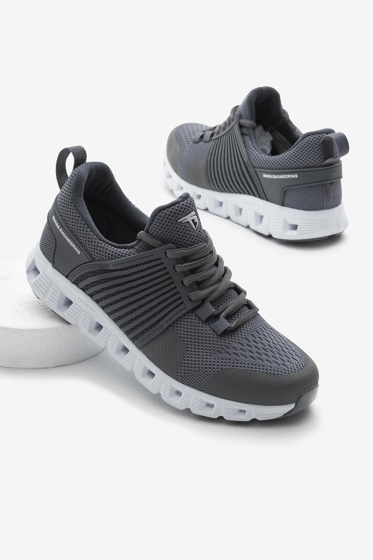 Tasarım Termo Taban Şeritli Nefes Alabilen Kumaş Bağcıklı Unisex Füme Spor Ayakkabı TBAQN