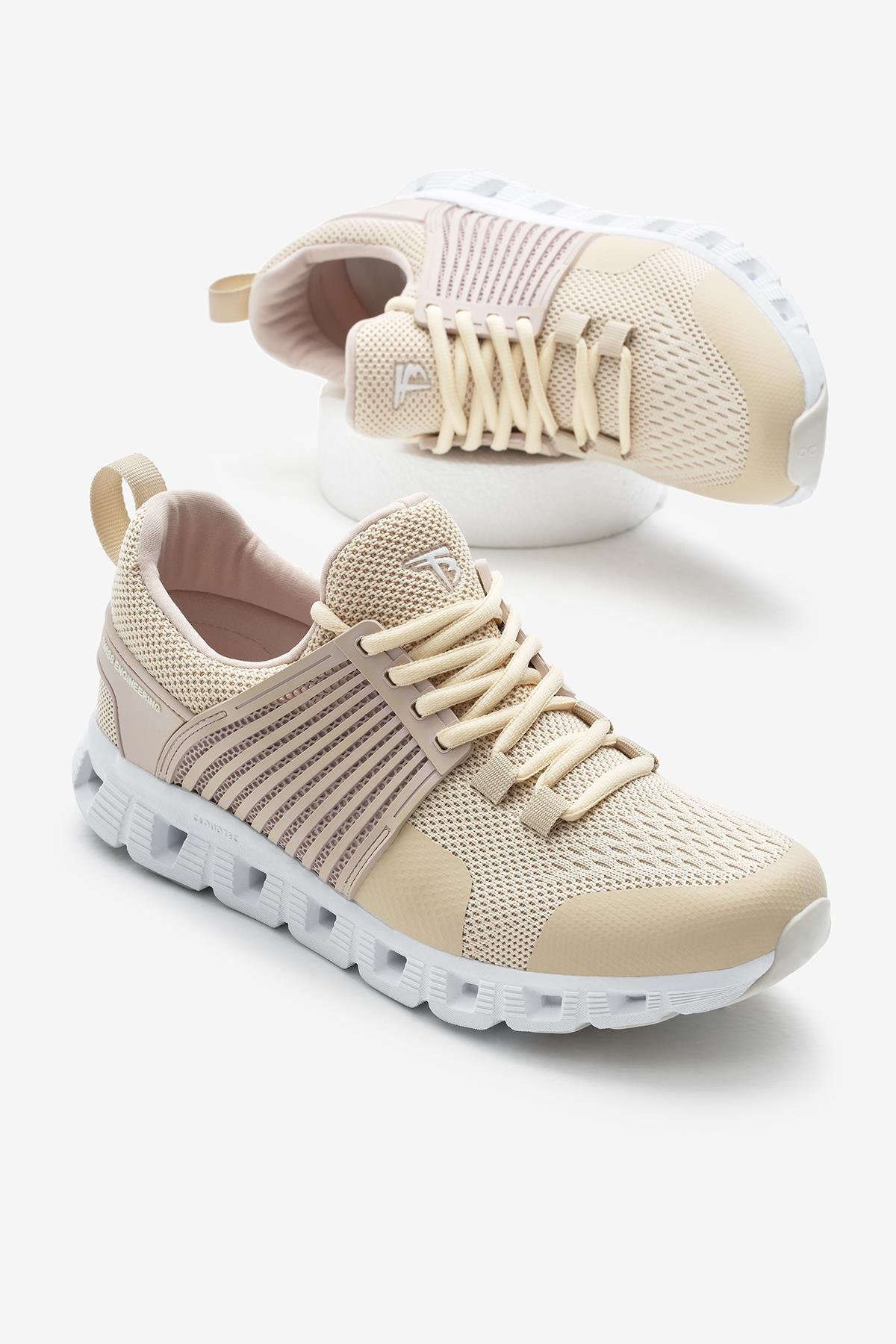 Tasarım Termo Taban Şeritli Nefes Alabilen Kumaş Bağcıklı Unisex Krem Spor Ayakkabı TBAQN