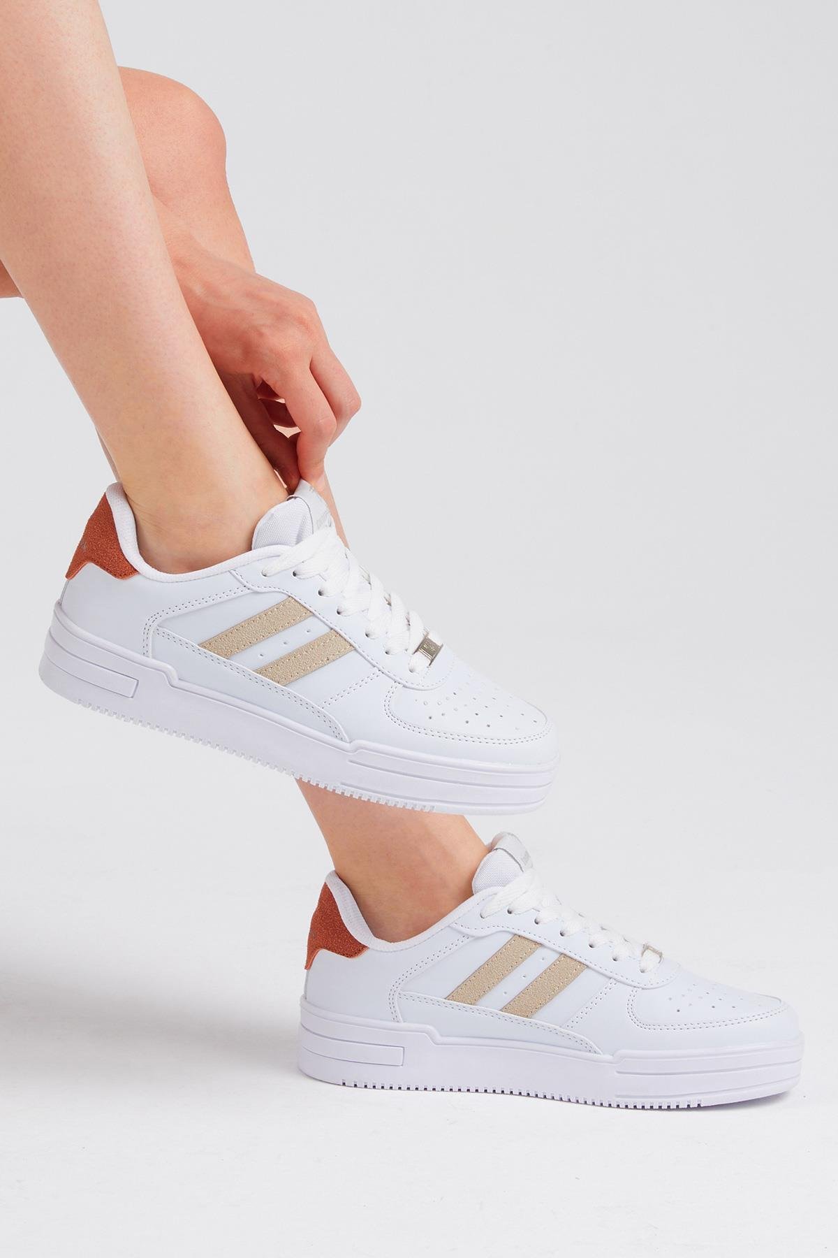 Unisex Beyaz Bej Yanı Çizgili Bağcıklı Rahat Kalıp Sneaker