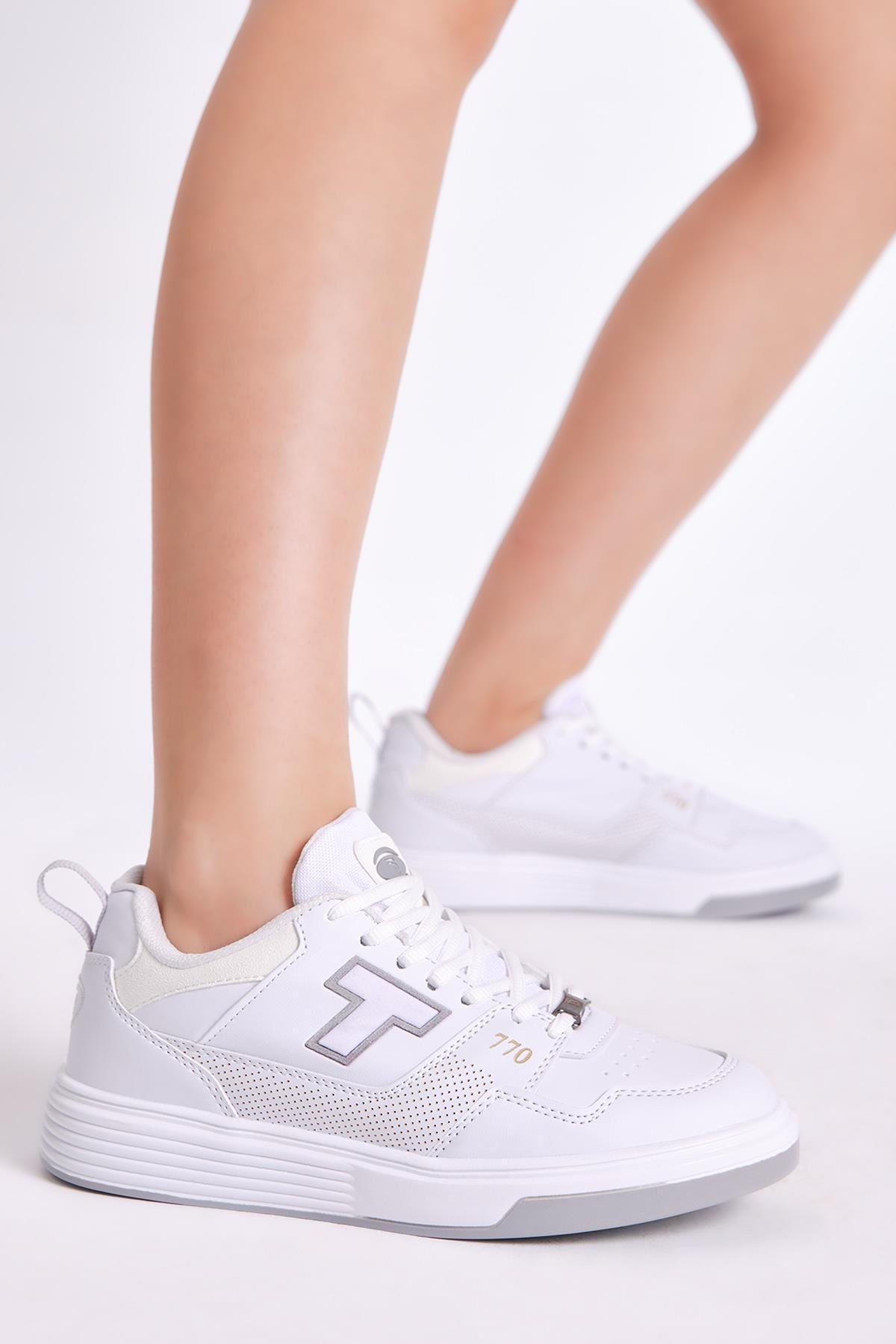 Unisex Beyaz Rahat Kalıp Poli Taban Bağcıklı Sneaker