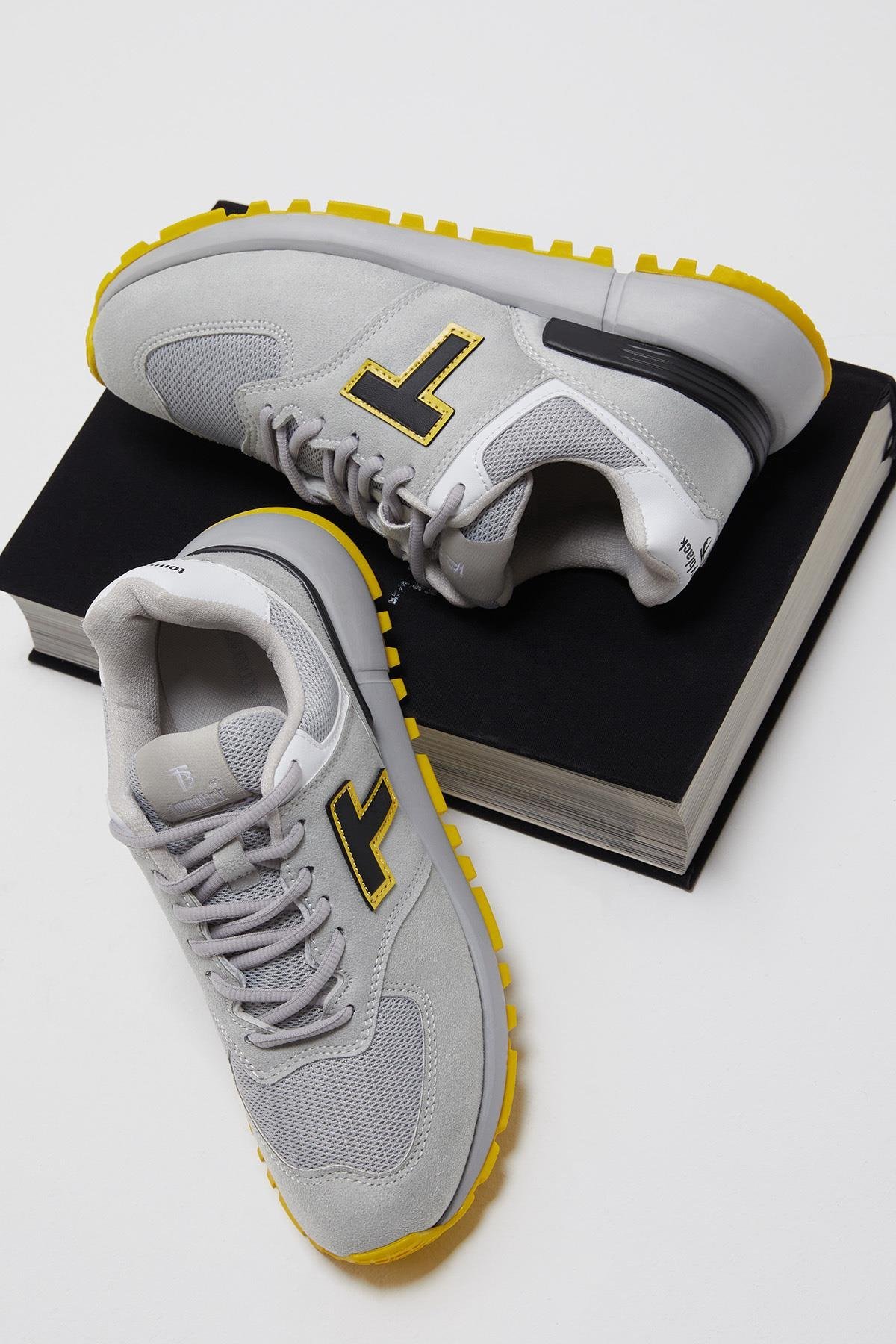 Unisex Gri Kaymaz Eva Taban Bağcıklı Sneaker
