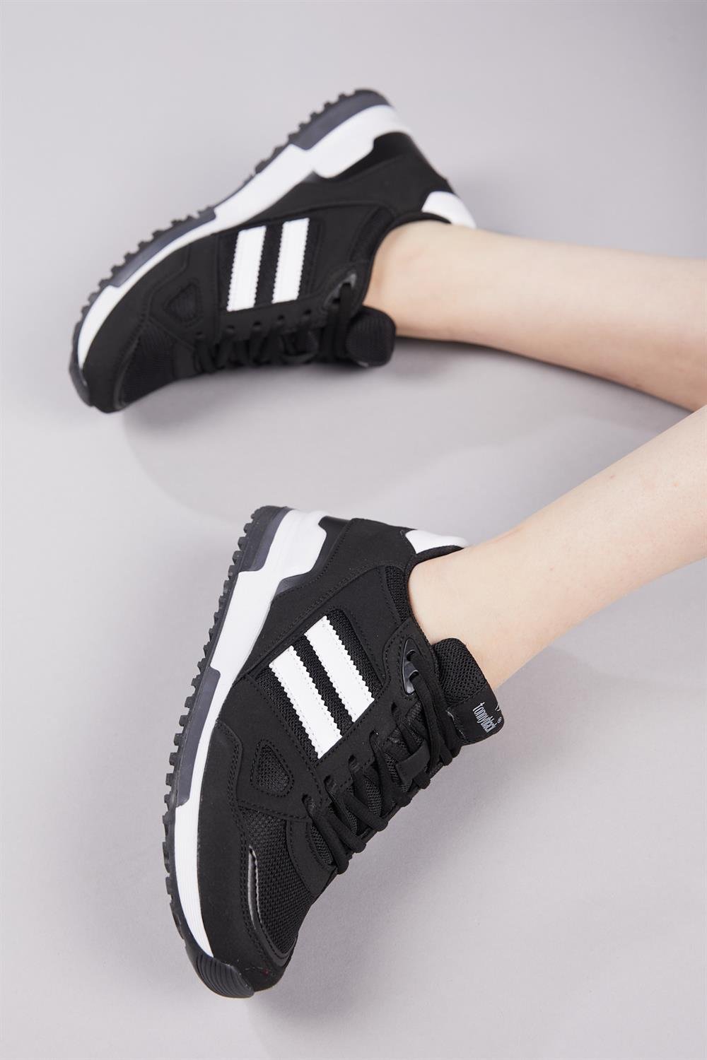 Unisex Siyah Beyaz Spor Ayakkabı Tb282