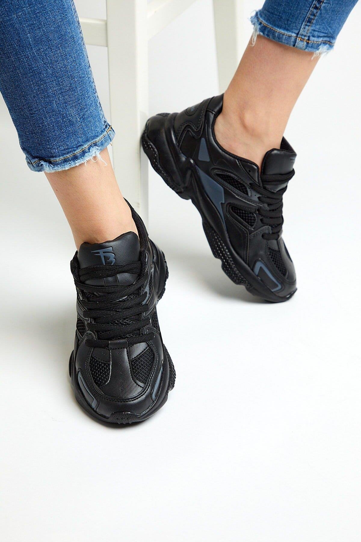 Unisex Siyah Spor Ayakkabı Tb252