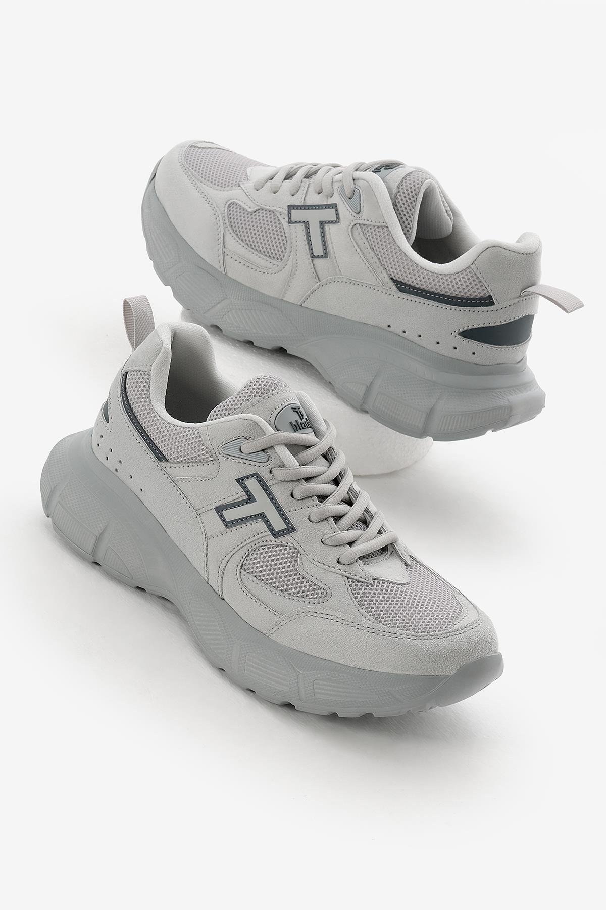 Yüksek Poli Taban Nefes Alabilen Kumaş Bağcıklı Unisex Açık Gri Spor Ayakkabı TBABLT05