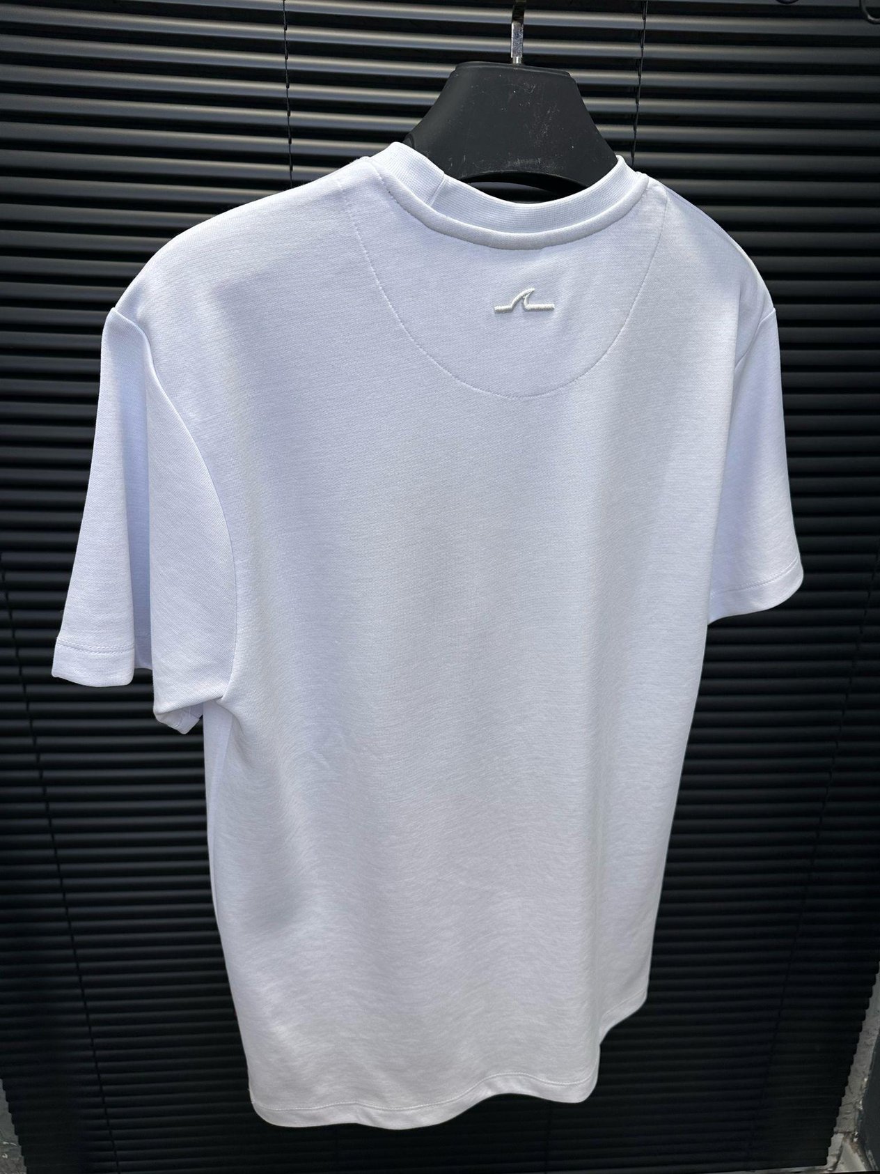 Bisiklet YakaMarka Baskılı Basic T-Shirt - Beyaz