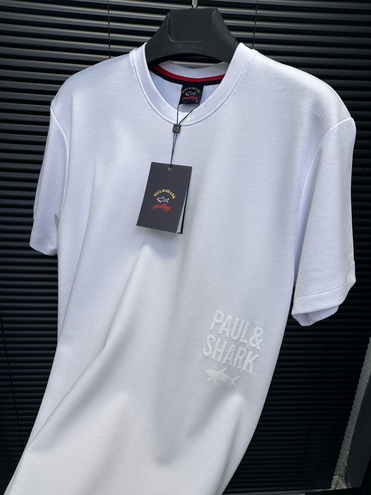 Bisiklet YakaMarka Baskılı Basic T-Shirt - Beyaz
