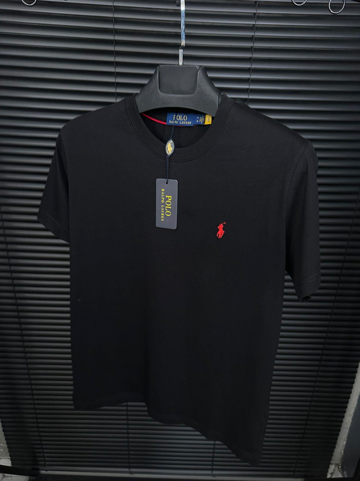 Bisiklet YakaNakış Logolu Basic T-Shirt