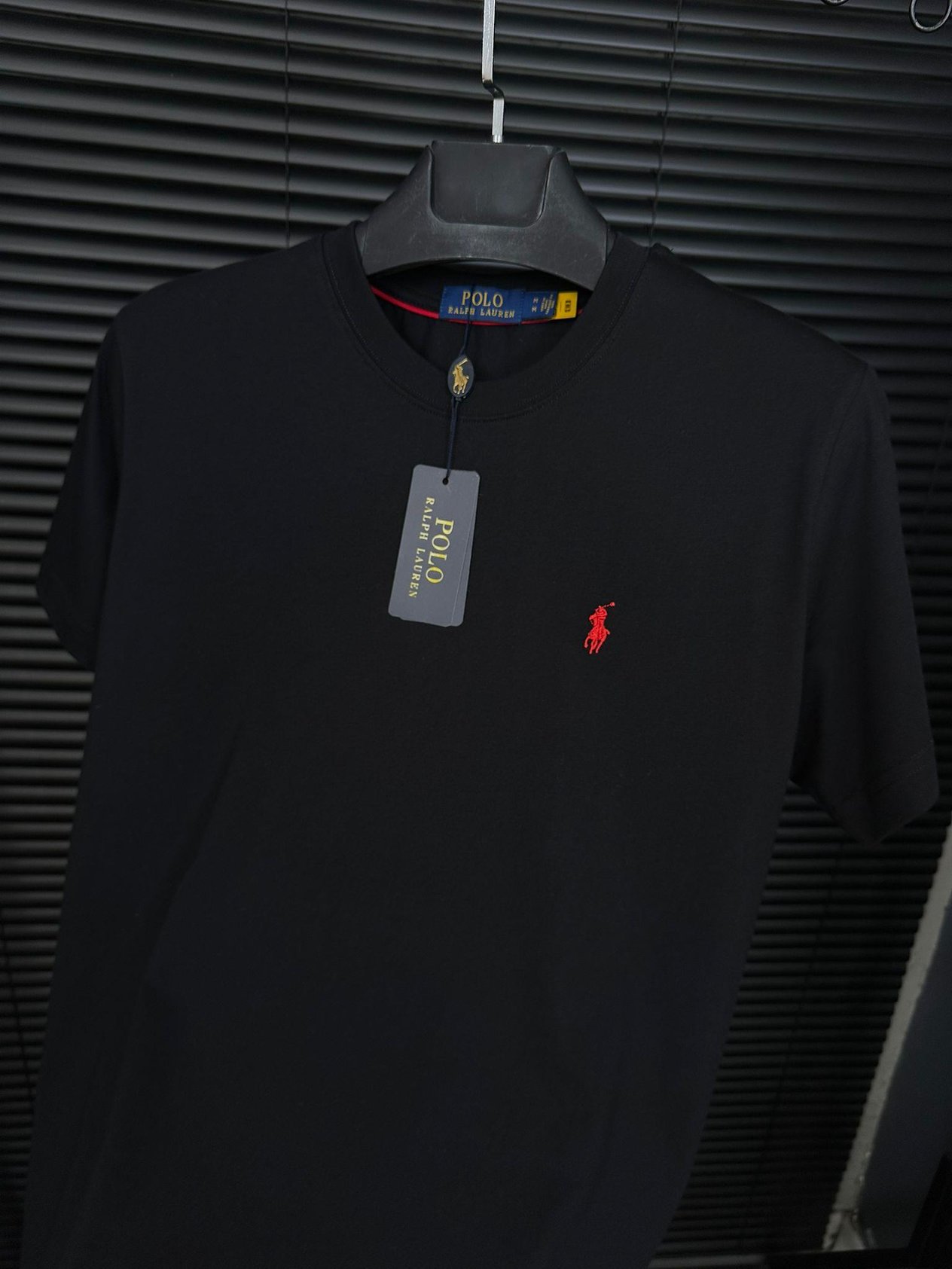 Bisiklet YakaNakış Logolu Basic T-Shirt