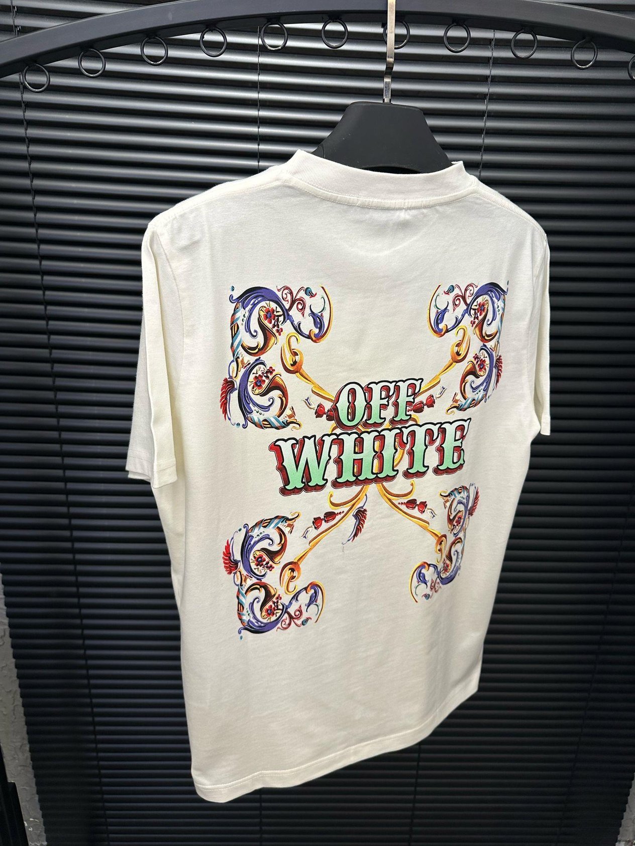 Bisiklet YakaVegas Göğüs Ve Sırt Baskılı T-Shirt - Ekru