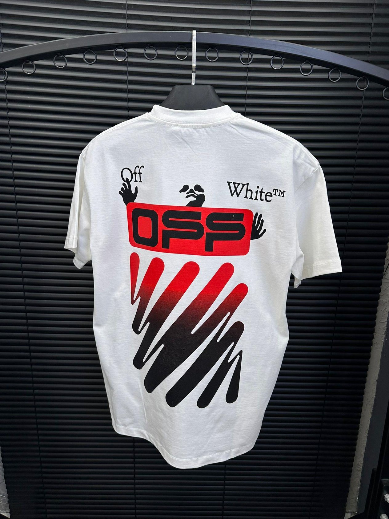 OversizeSırt Logo Basklı Oversize T-Shirt