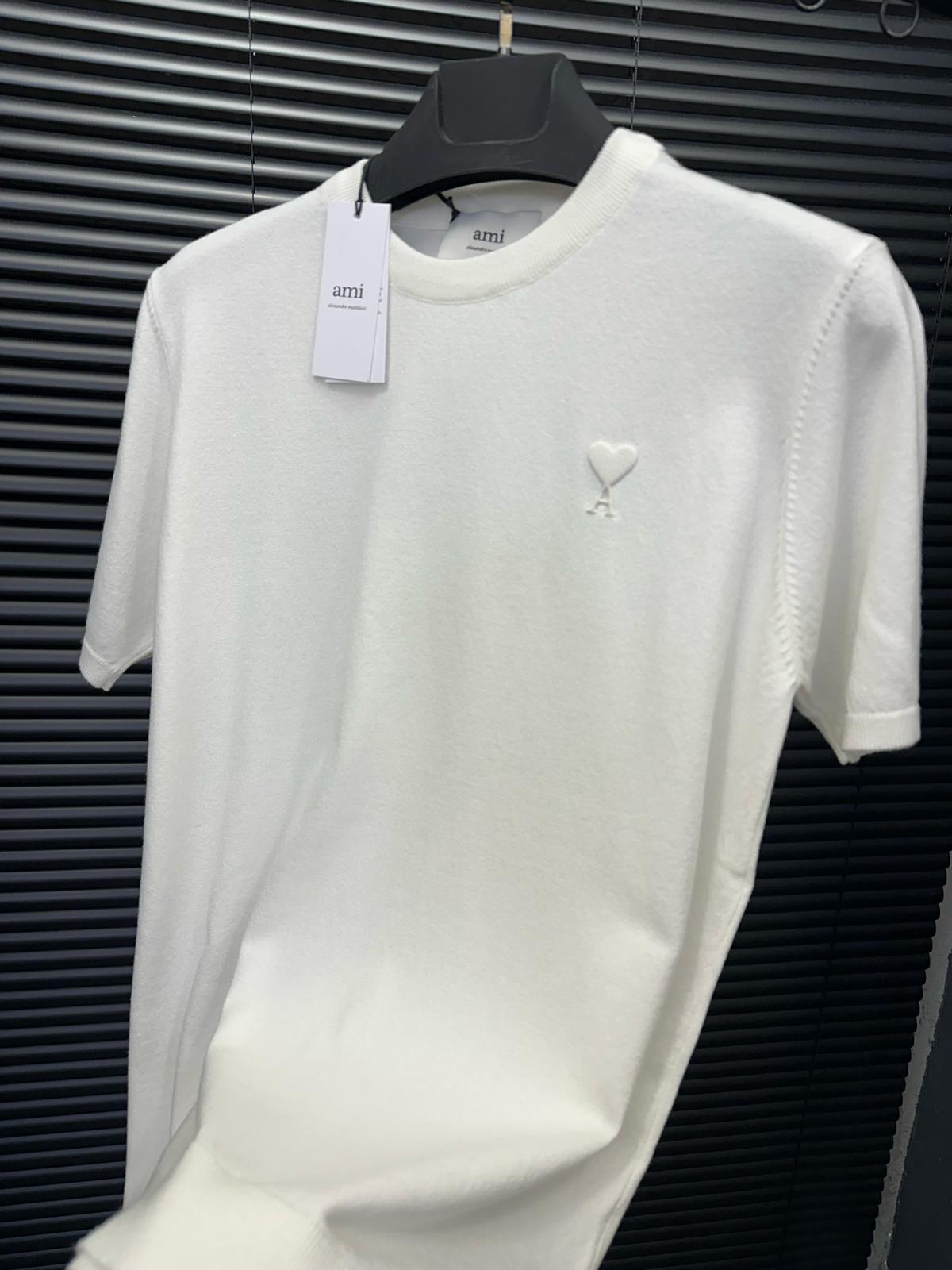 TrikoKabartmalı Nakış Logolu Triko T-Shirt
