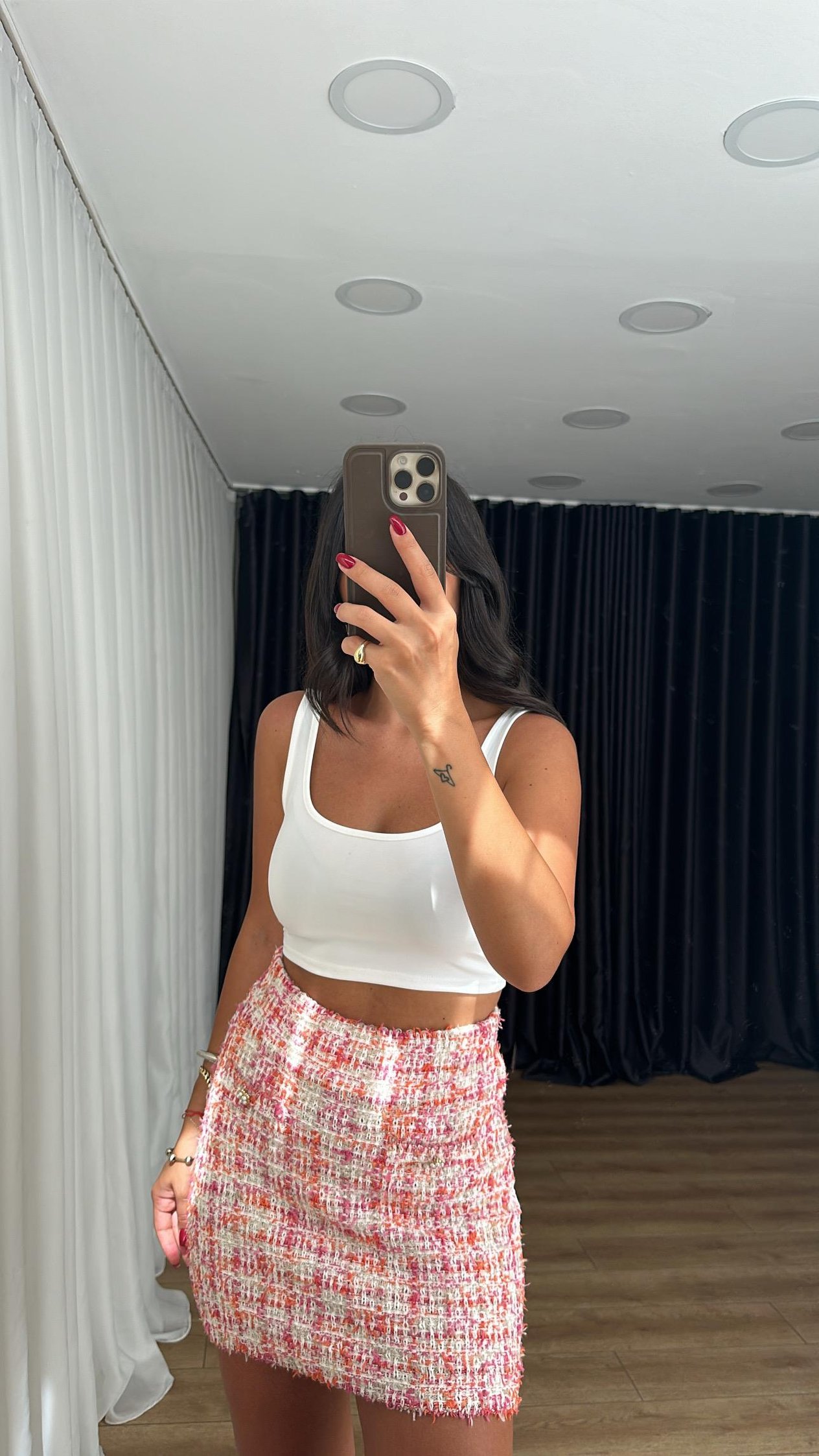 Beyaz Kare Yaka Crop