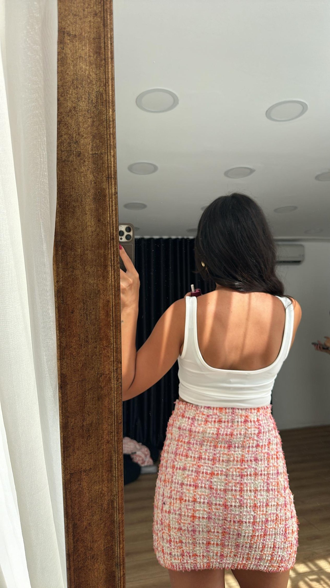 Beyaz Kare Yaka Crop