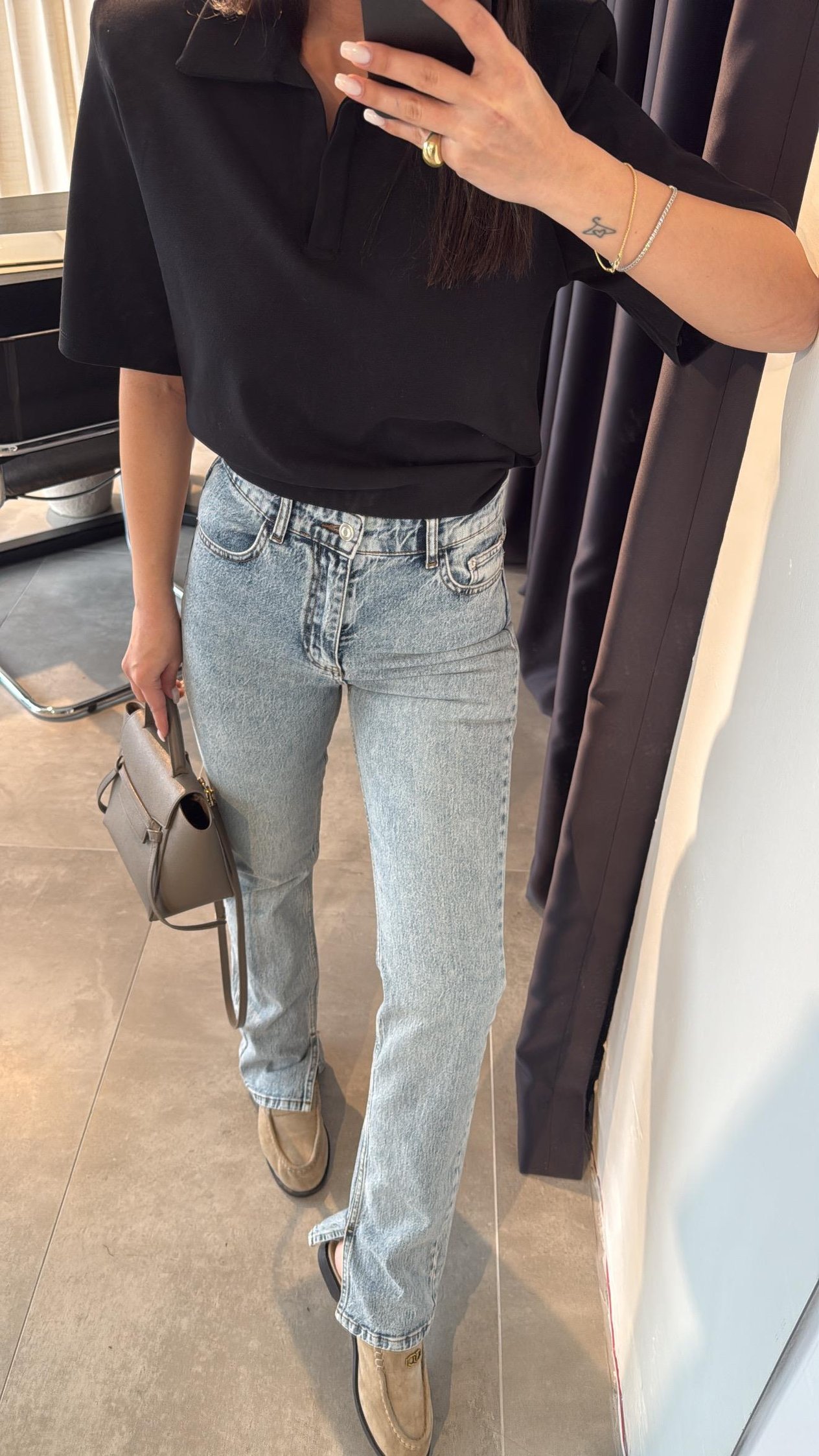 Buz Mavi Yırtmaç Detaylı Jean