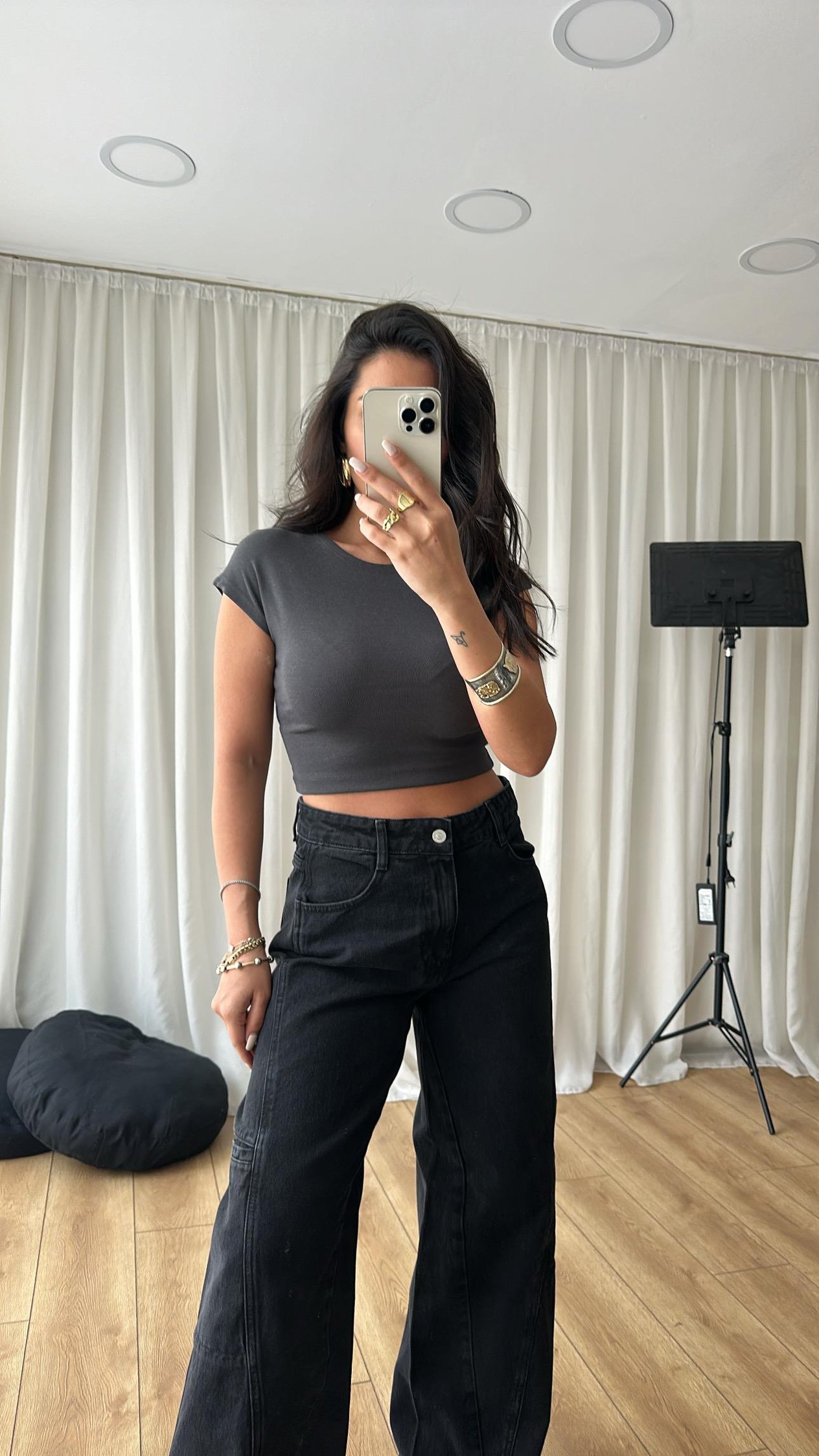 Dilvin Kesik Kol Antrasit Crop