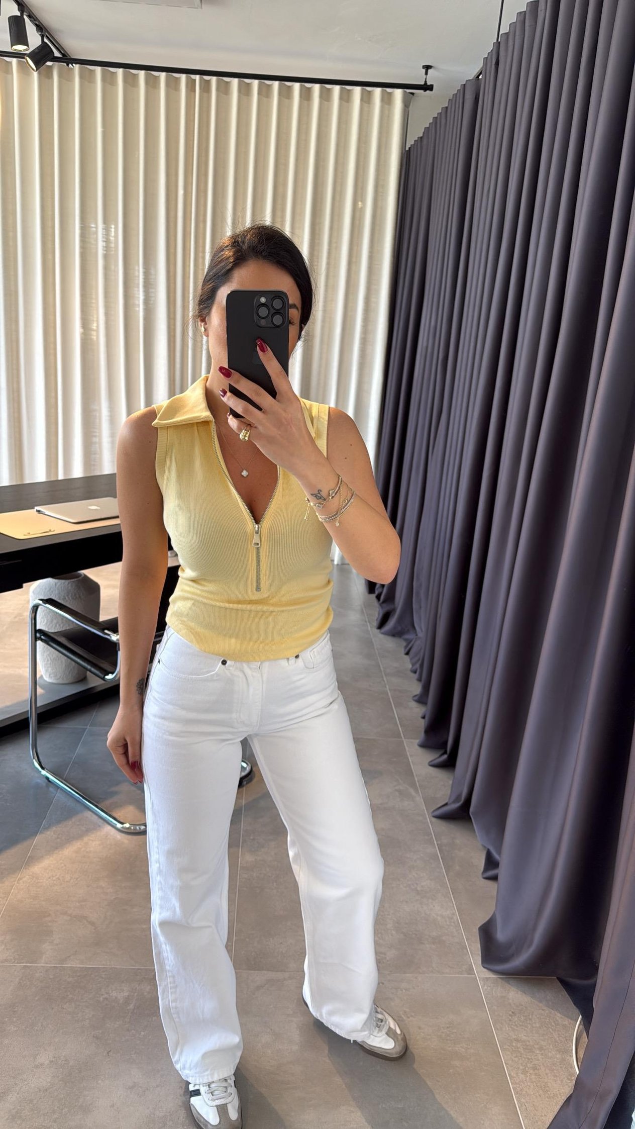 Sarı Fermuarlı Polo Yaka Body