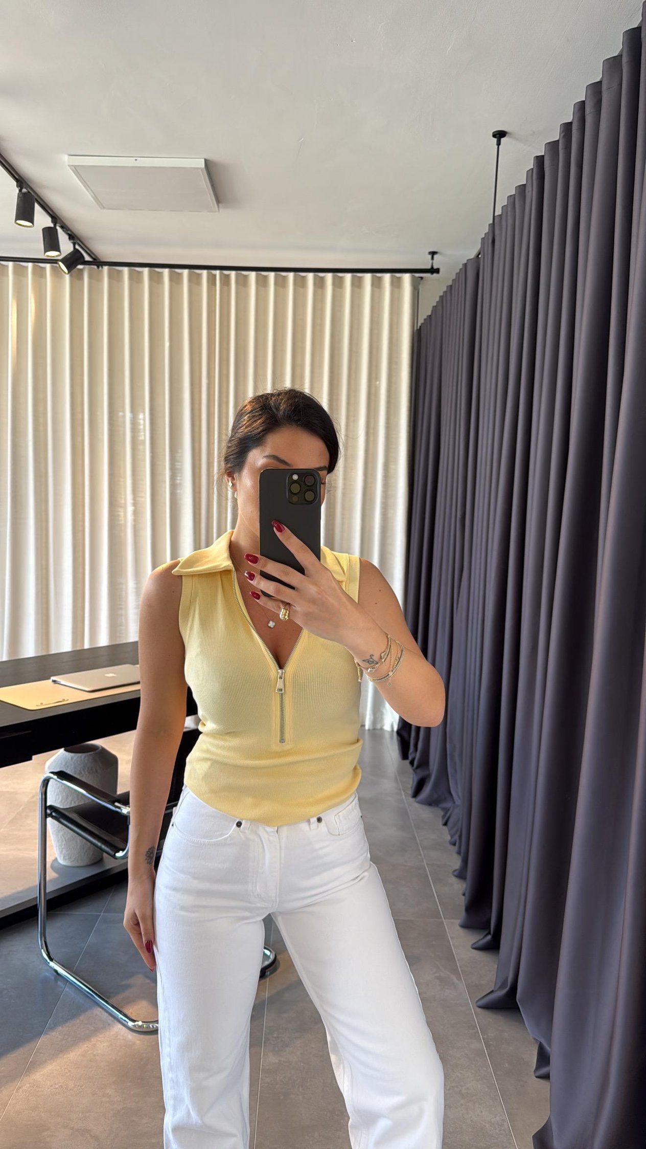 Sarı Fermuarlı Polo Yaka Body