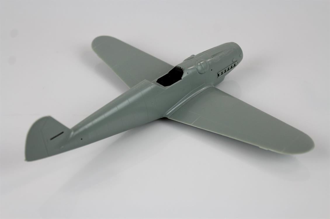 Academy 12321 1/48 Messerschmitt Bf109G-6/G-2 (JG 27) Savaş Uçağı Demonte Plastik Maketi