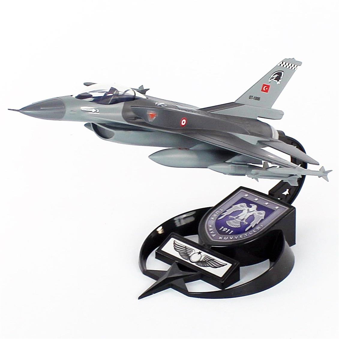 AkbaModel 1/48 F-16 Block 50+ Savaş Uçağı, Sergilemeye Hazır Standlı Model