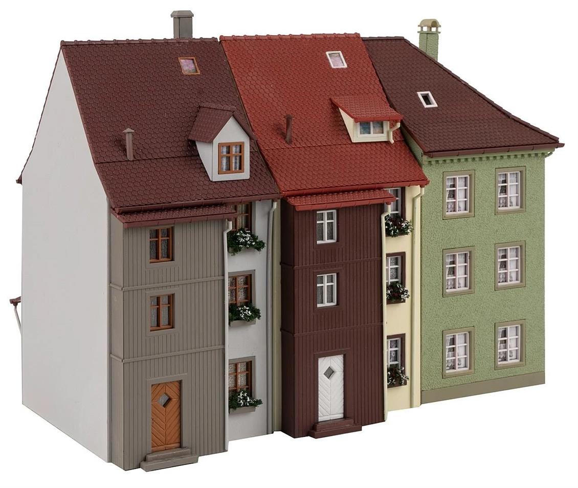 Faller 130708 1/87 Üçlü Kasaba Evi Plastik Model Kiti