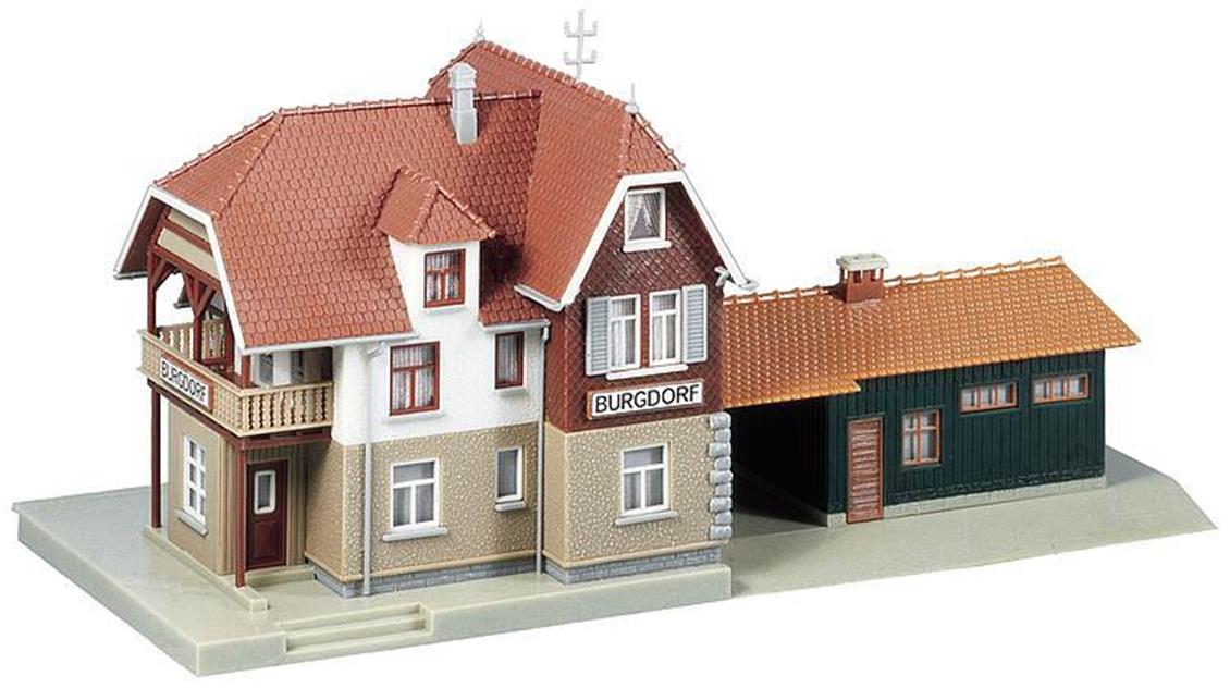 Faller 131541 1/87 Burgdorf İstasyonu Demonte Plastik Maketi