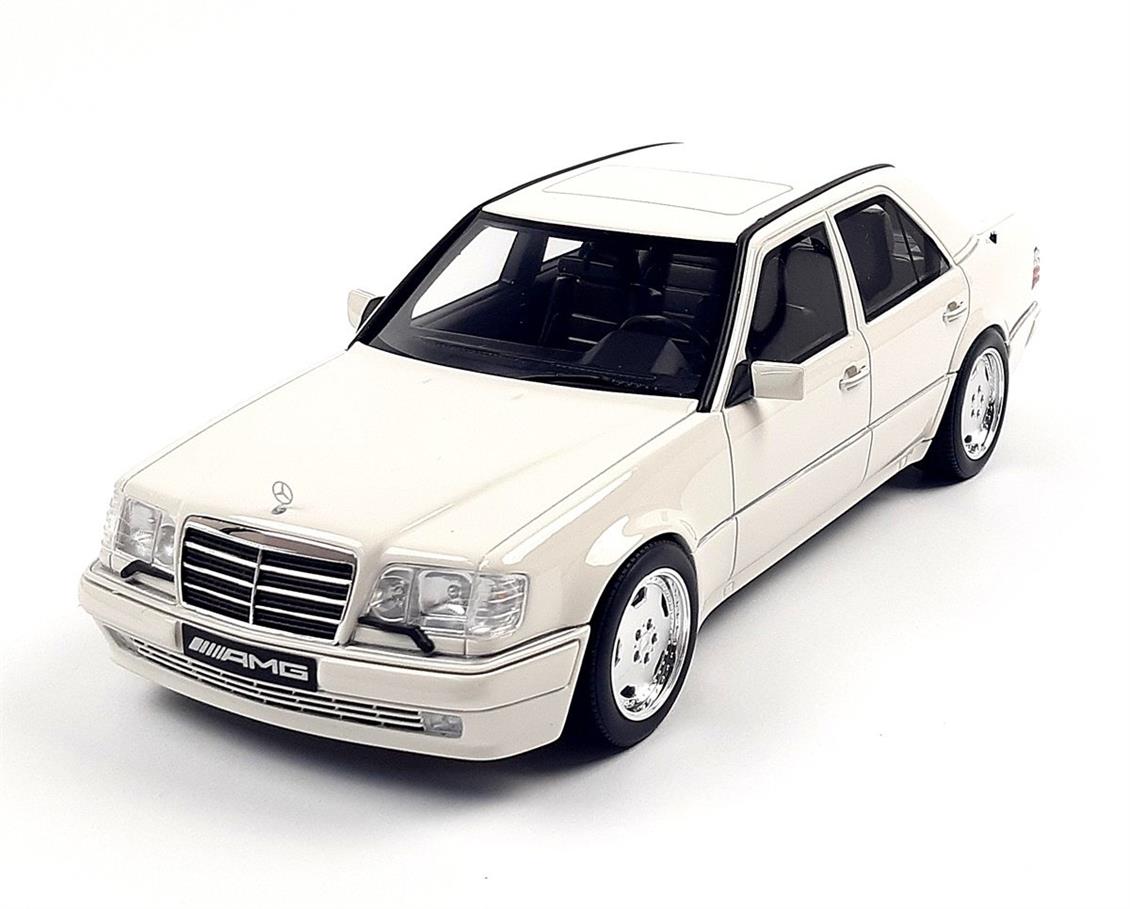 GT Spirit B66040640 1/18 Mercedes Benz E Class E60 AMG (W124) 1994, White, Sergilemeye Hazır Metal Araba Modeli