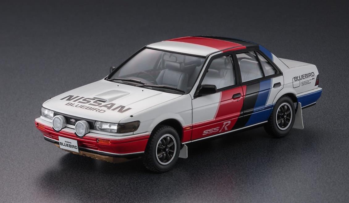Hasegawa HC35 21135 1/24 Ölçek Nissan Bluebird 4-Door Sedan SSS-R (U12) 1987 Otomobil Plastik Model Kiti
