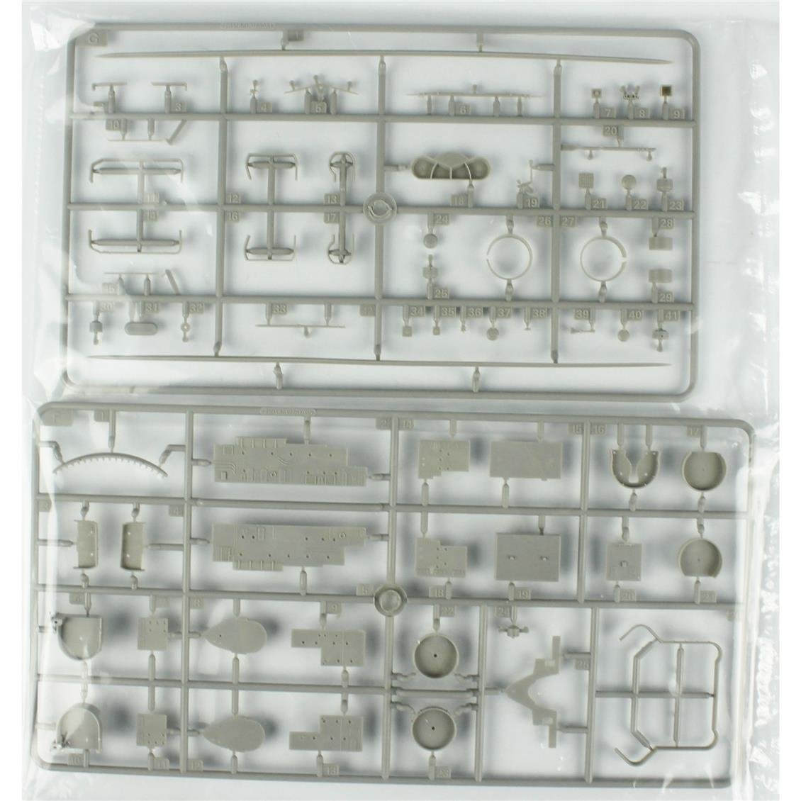 HobbyBoss 86517 1/350 Ölçek, USS Iowa BB-61 Savaş Gemisi, Plastik Model Kiti