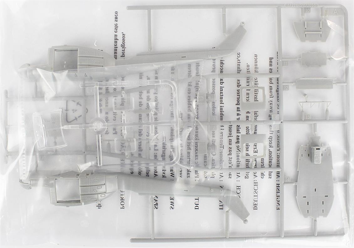 HobbyBoss 87228 1/72 UH-1B Huey Helikopteri Demonte Plastik Maketi