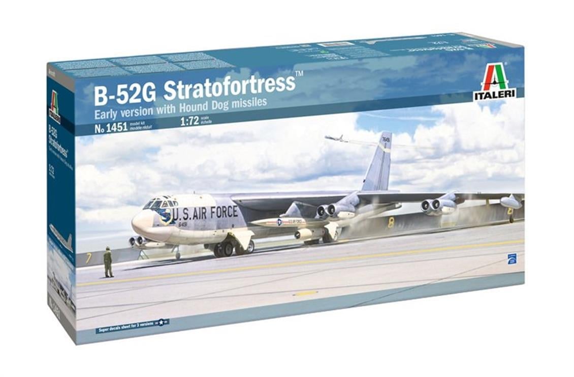 Italeri 1451S 1/72 B-52G (early with Hound Dog) Askeri Nakliye Uçağı Demonte Plastik Maketi