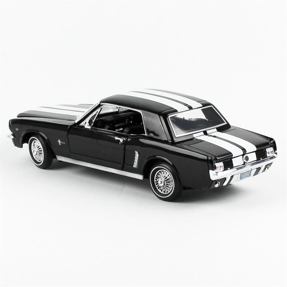 Motormax 73164 1/18 Ölçek 1964 1/2 Ford Mustang hardtop, Siyah, Sergilemeye Hazır Metal Araba Modeli