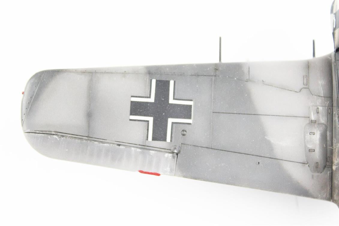 QD031 1/48 Focke-Wulf 190 F-8 Sergilemeye Hazır Plastik Uçak Maketi
