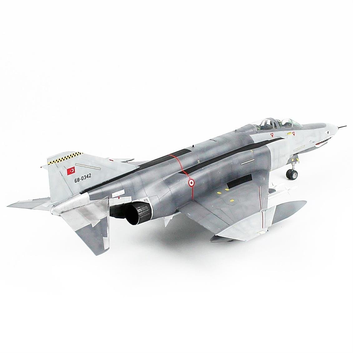 QD167 1/48 F4 Phantom-II, 172. Şahinler Filo, Sergilemeye Hazır Plastik Uçak Maketi