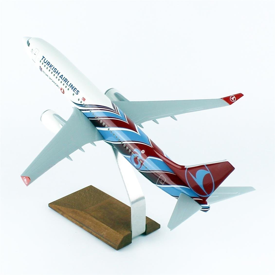 THY003 1/100 Ölçek, THY Trabzon Spor Logolu B737-800 Yolcu Uçağı, Sergilemeye Hazır Ahşap Standlı Model