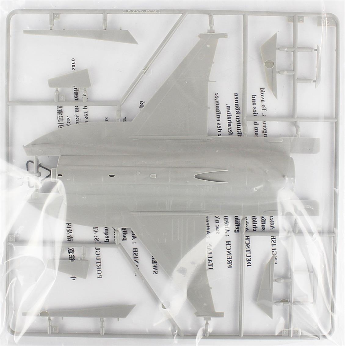 Trumpeter 02815 1/48 Chinese FC-1 Fierce Dragon Savaş Uçağı Demonte Plastik Maketi