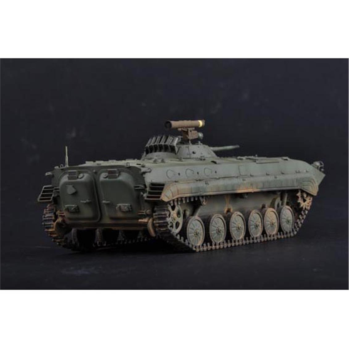 Trumpeter 05556 1/35 Ölçek Sovyet BMP-1P IFV Tankı, Plastik Model Kiti