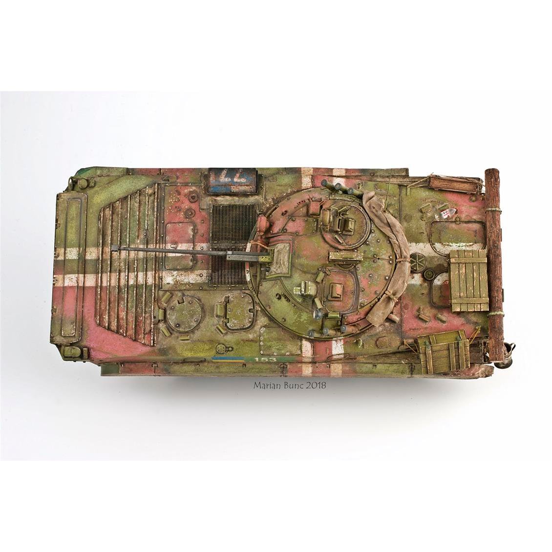 Trumpeter 05584 1/35 Ölçek Rus BMP-2 IFV Tankı, Plastik Model Kiti
