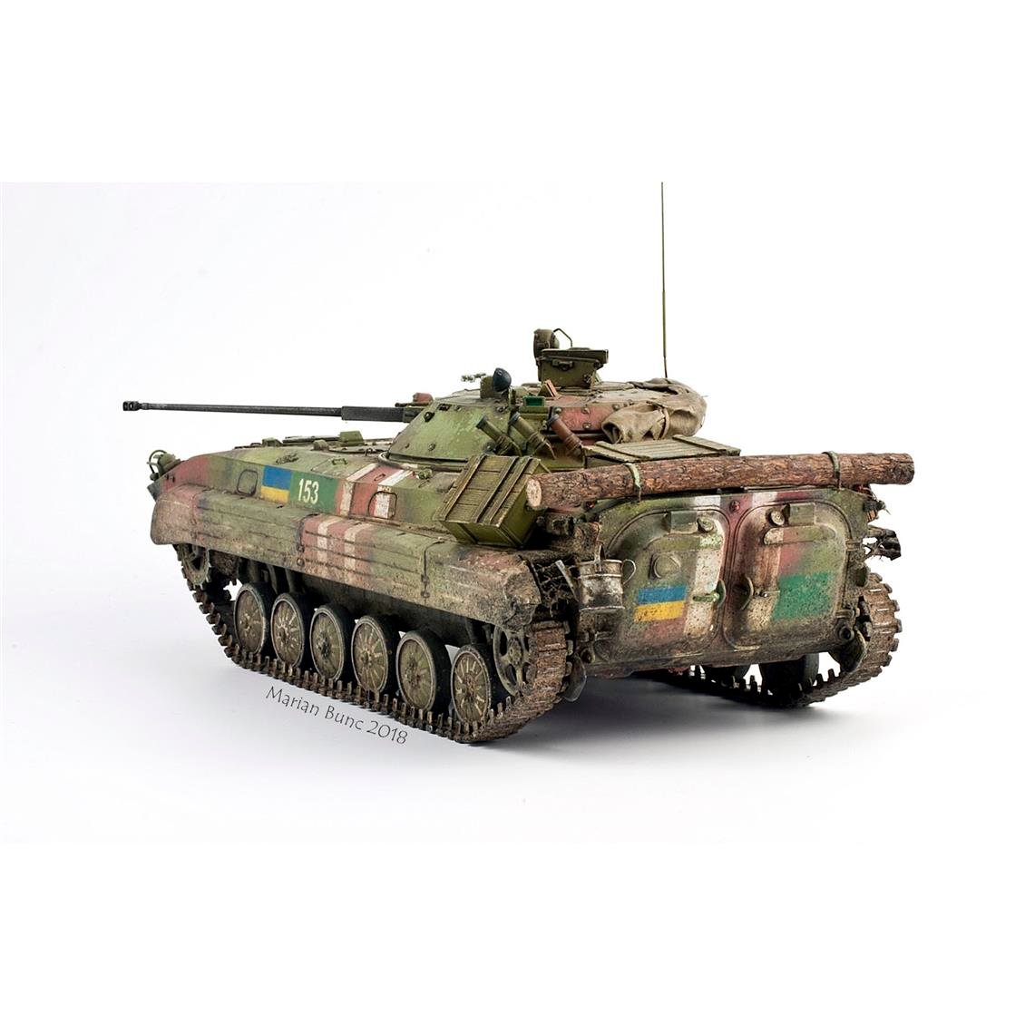 Trumpeter 05584 1/35 Ölçek Rus BMP-2 IFV Tankı, Plastik Model Kiti