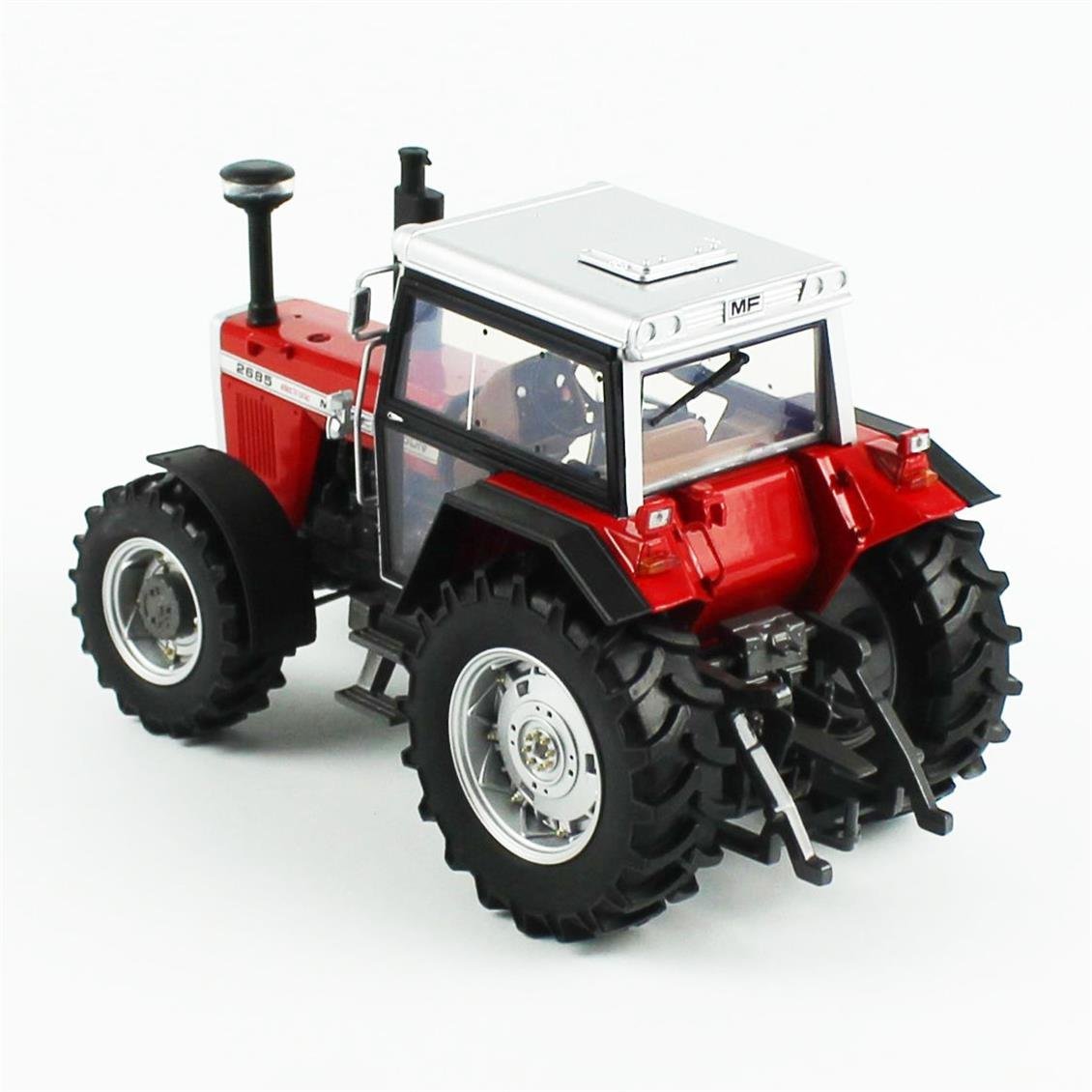 Universal Hobbies UH6369 1/32 Ölçek, Massey Ferguson 2685 Traktör, Sergilemeye Hazır Tarımsal Makine Modeli