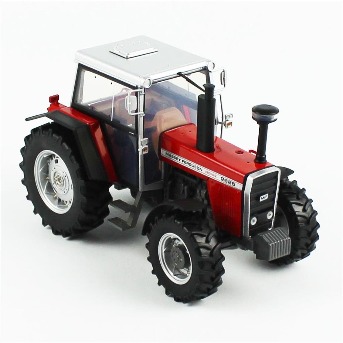 Universal Hobbies UH6369 1/32 Ölçek, Massey Ferguson 2685 Traktör, Sergilemeye Hazır Tarımsal Makine Modeli