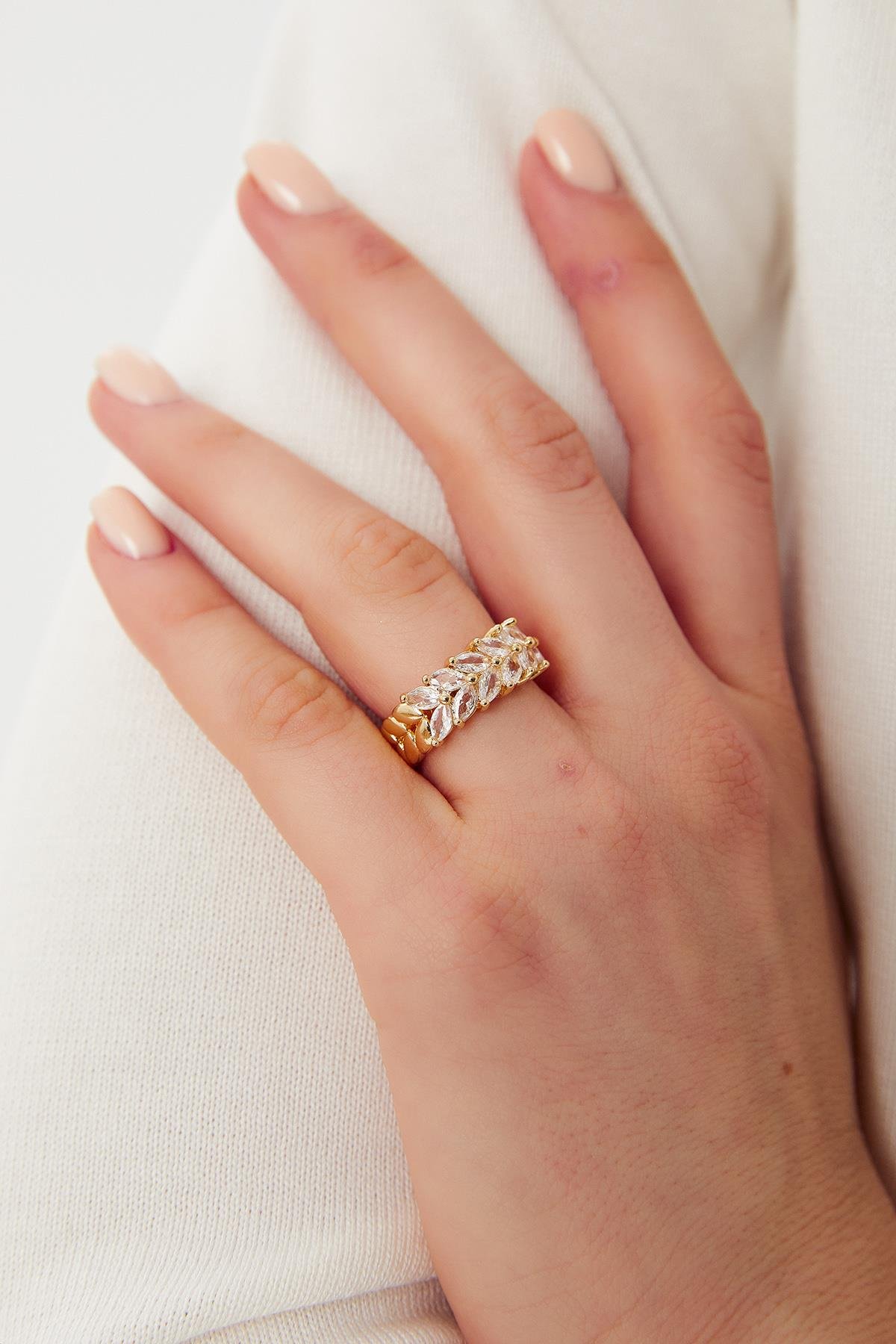 Diamond Yaprak Yüzük