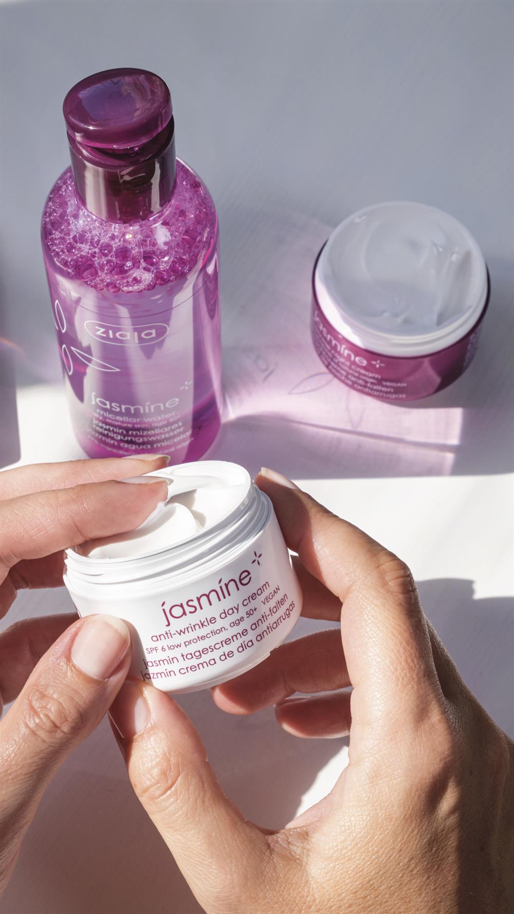 Ziaja -  Yasemin Yağı Kırışıklık Karşıtı Gündüz Kremi 50+ 50 ml