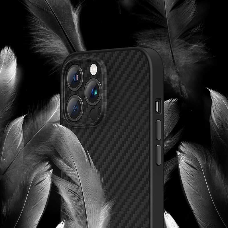 Apple iPhone 13 Pro Max Kılıf Karbon Fiber Benks Hybrid Kevlar Kapak