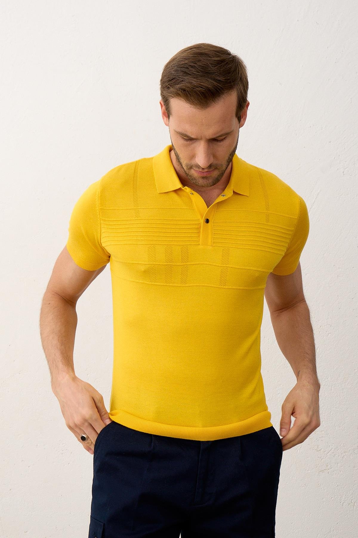 T-SHIRTDangerErkek Çizgi Desenli Klasik Kalıp Yazlık Triko T-shirt Sarı