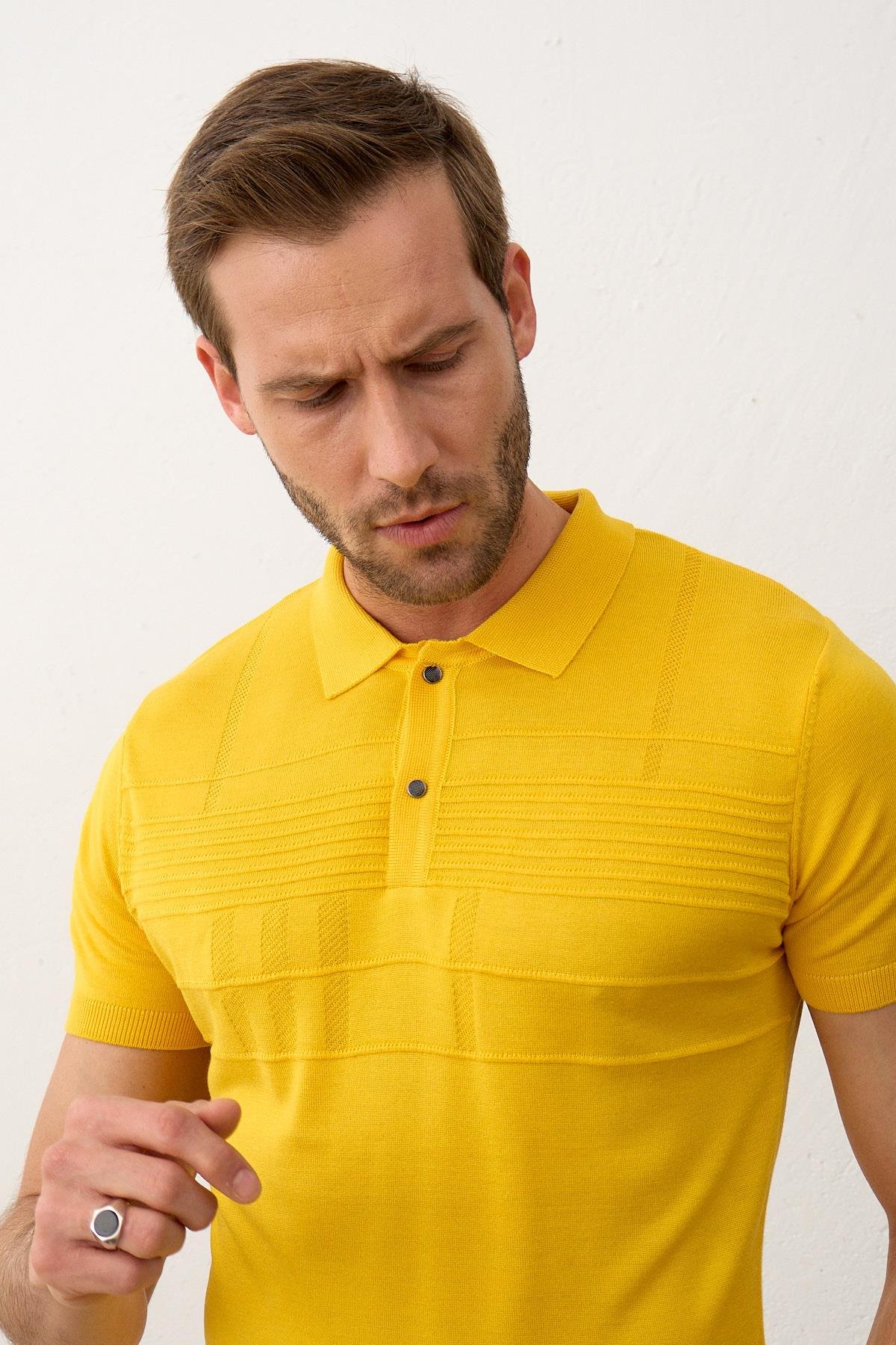T-SHIRTDangerErkek Çizgi Desenli Klasik Kalıp Yazlık Triko T-shirt Sarı