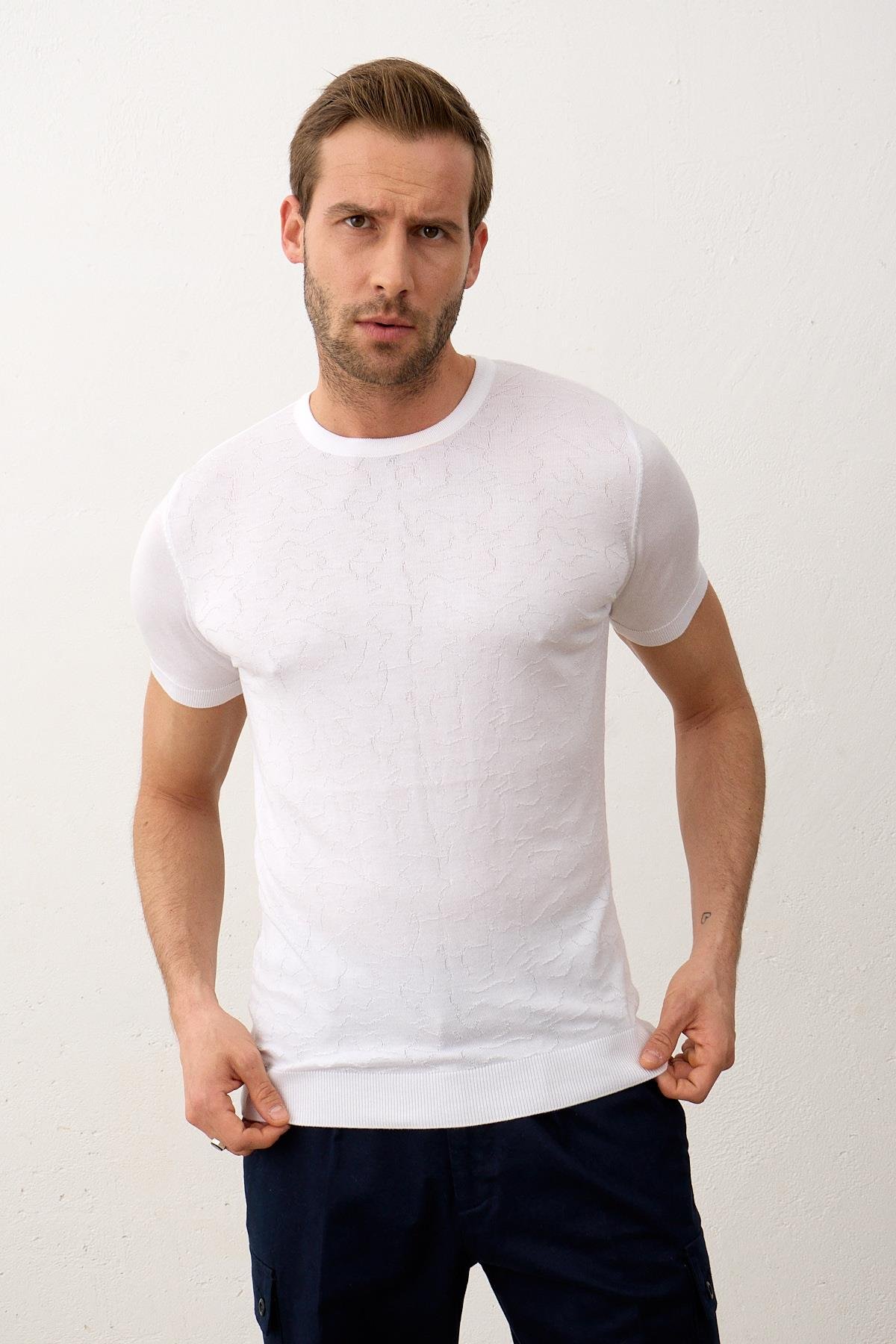 Triko T-ShirtDangerErkek Modelli Bisiklet Yaka Klasik Kalıp Yazlık Triko Tişört Beyaz